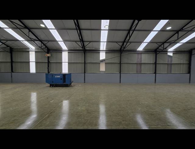 751M² WAREHOUSE TO LET IN EASTLEIGH